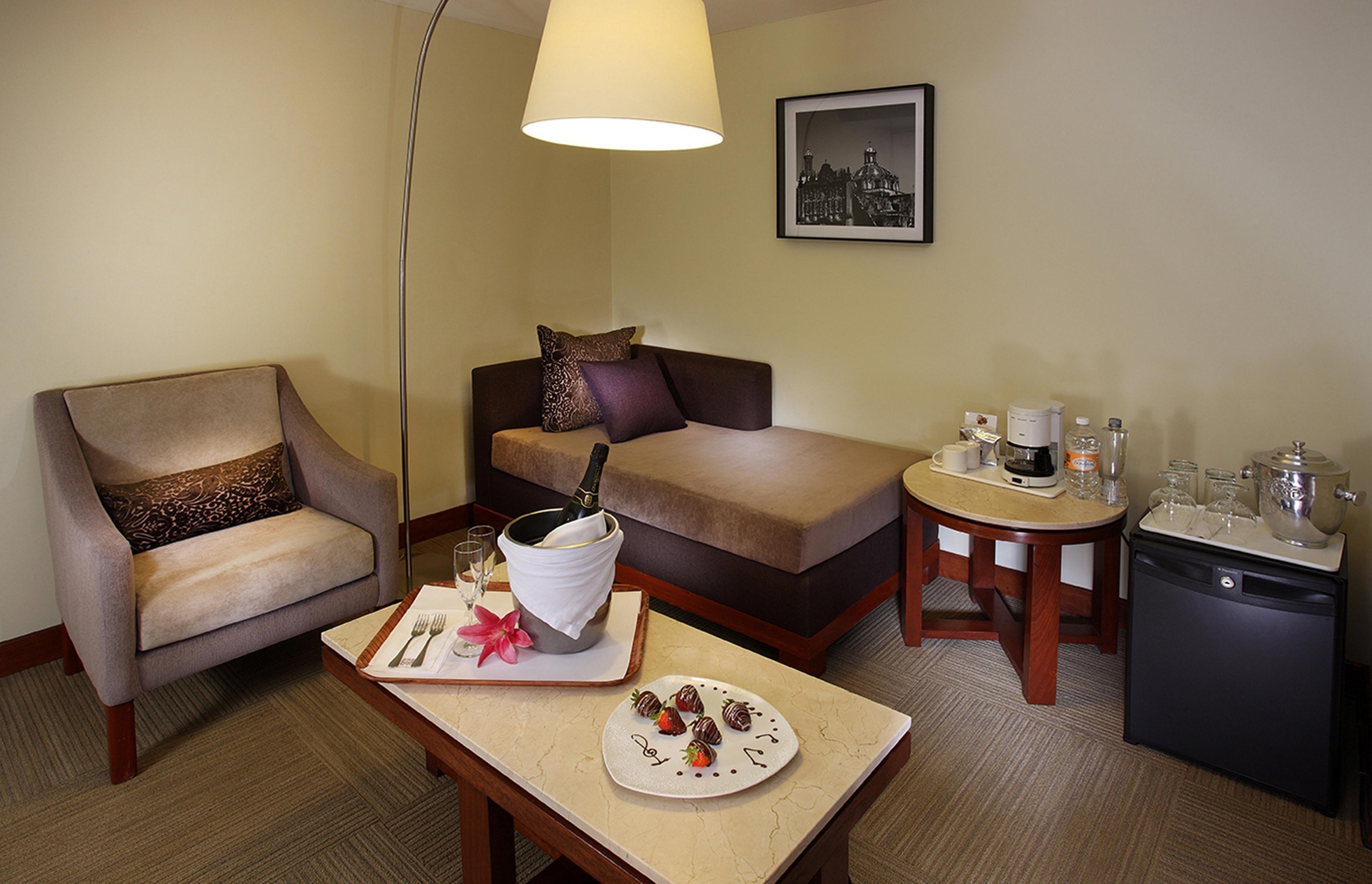 Hotel Emporio Reforma à Mexico Extérieur photo A suite at the hotel