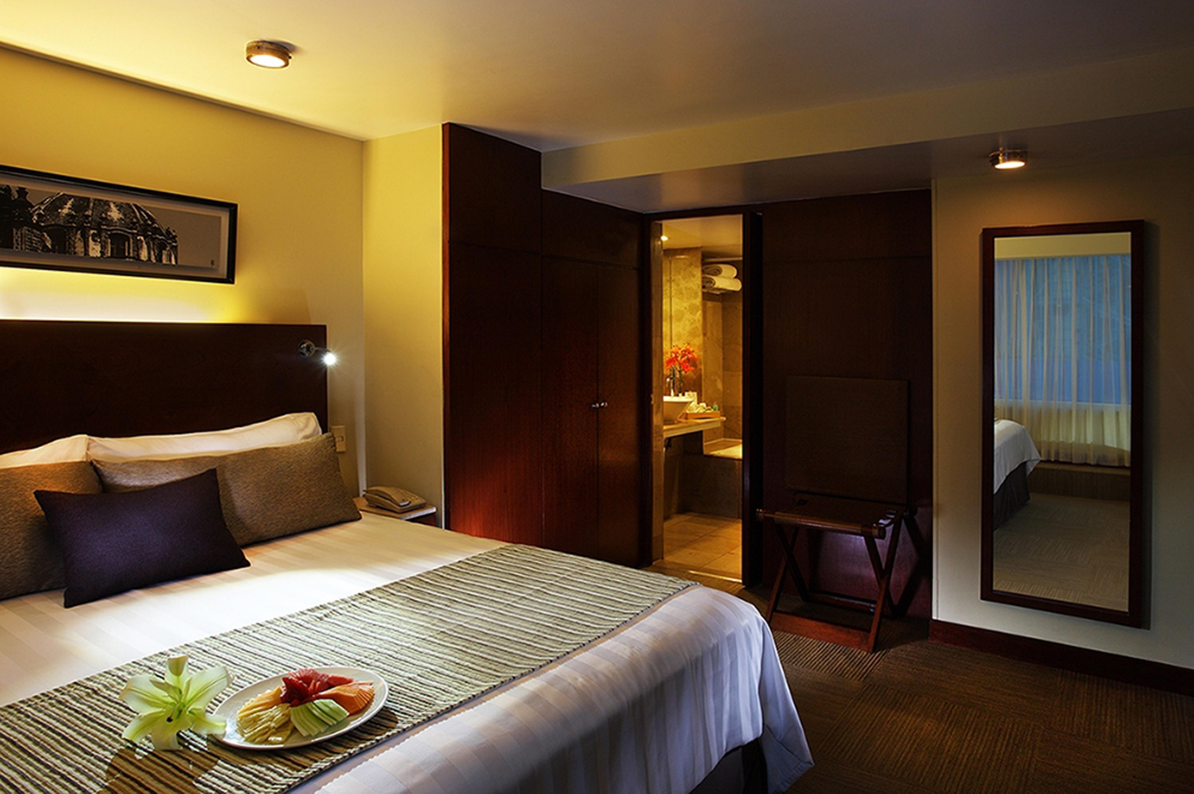Hotel Emporio Reforma à Mexico Extérieur photo A room at the hotel