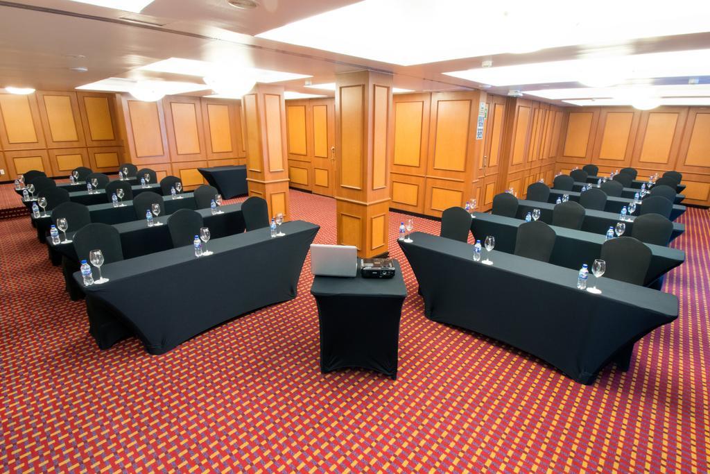 Hotel Emporio Reforma à Mexico Extérieur photo A meeting room at the hotel