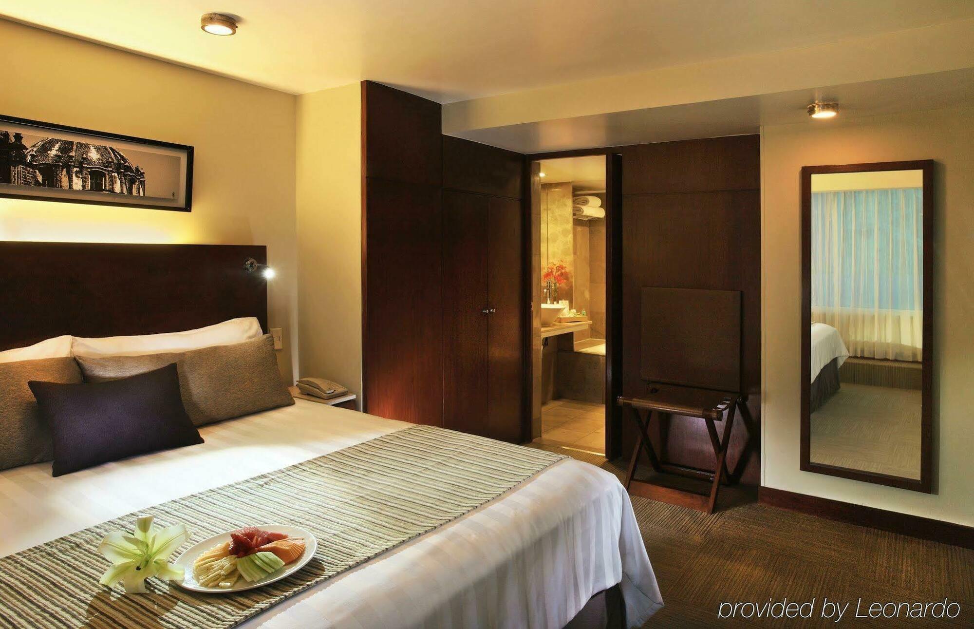 Hotel Emporio Reforma à Mexico Extérieur photo A room at the hotel